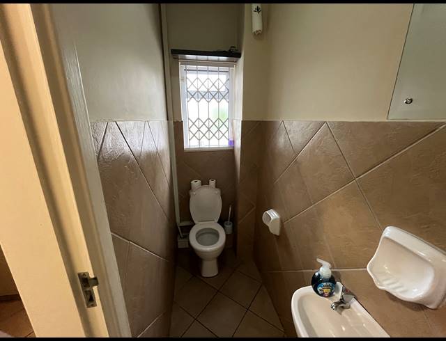 62M² OFFICE FOR SALE IN UMHLANGA CENTRAL